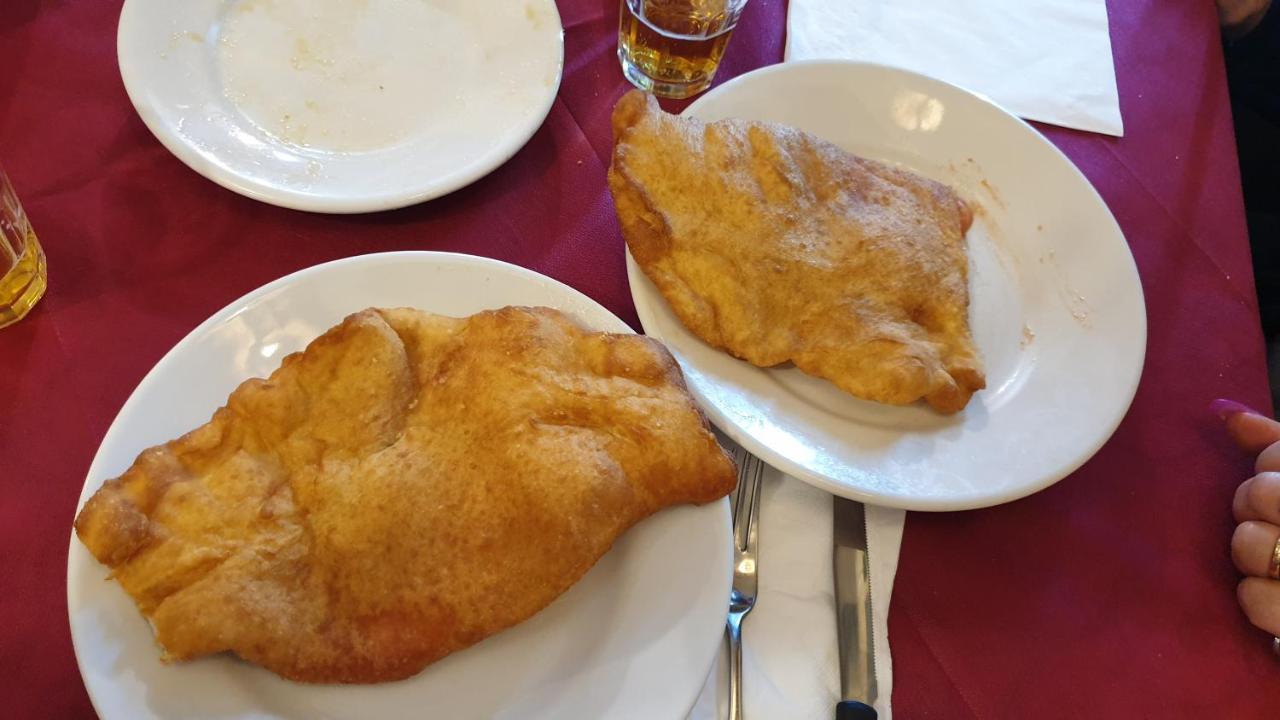 Trudy'S Home 奥斯图尼 外观 照片